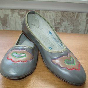 Natural Leather Traditional Shoes (sz 7) - NEW